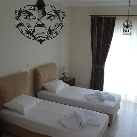 Royal 3*