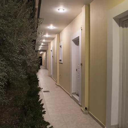 Aparthotel Royal Kalloni (Peloponnese)