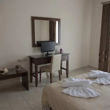 Aparthotel Royal 3*